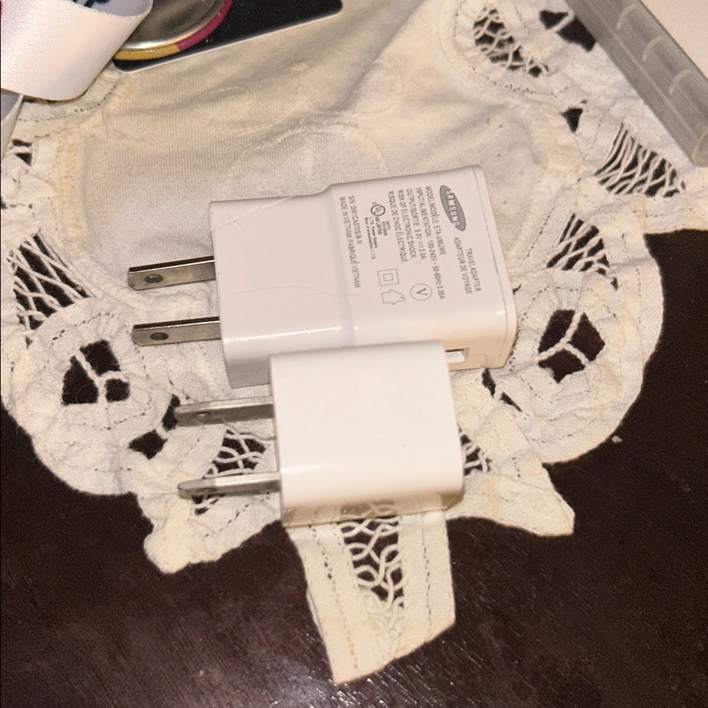 Samsung White Dual USB Wall Adapter